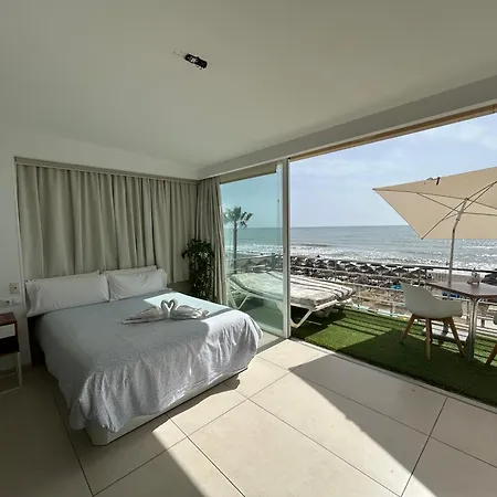 Carihuela Апартаменти