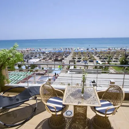 شقة Carihuela
