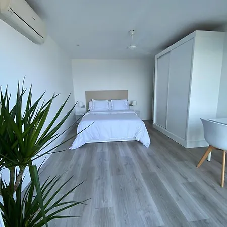 Carihuela 아파트 *
